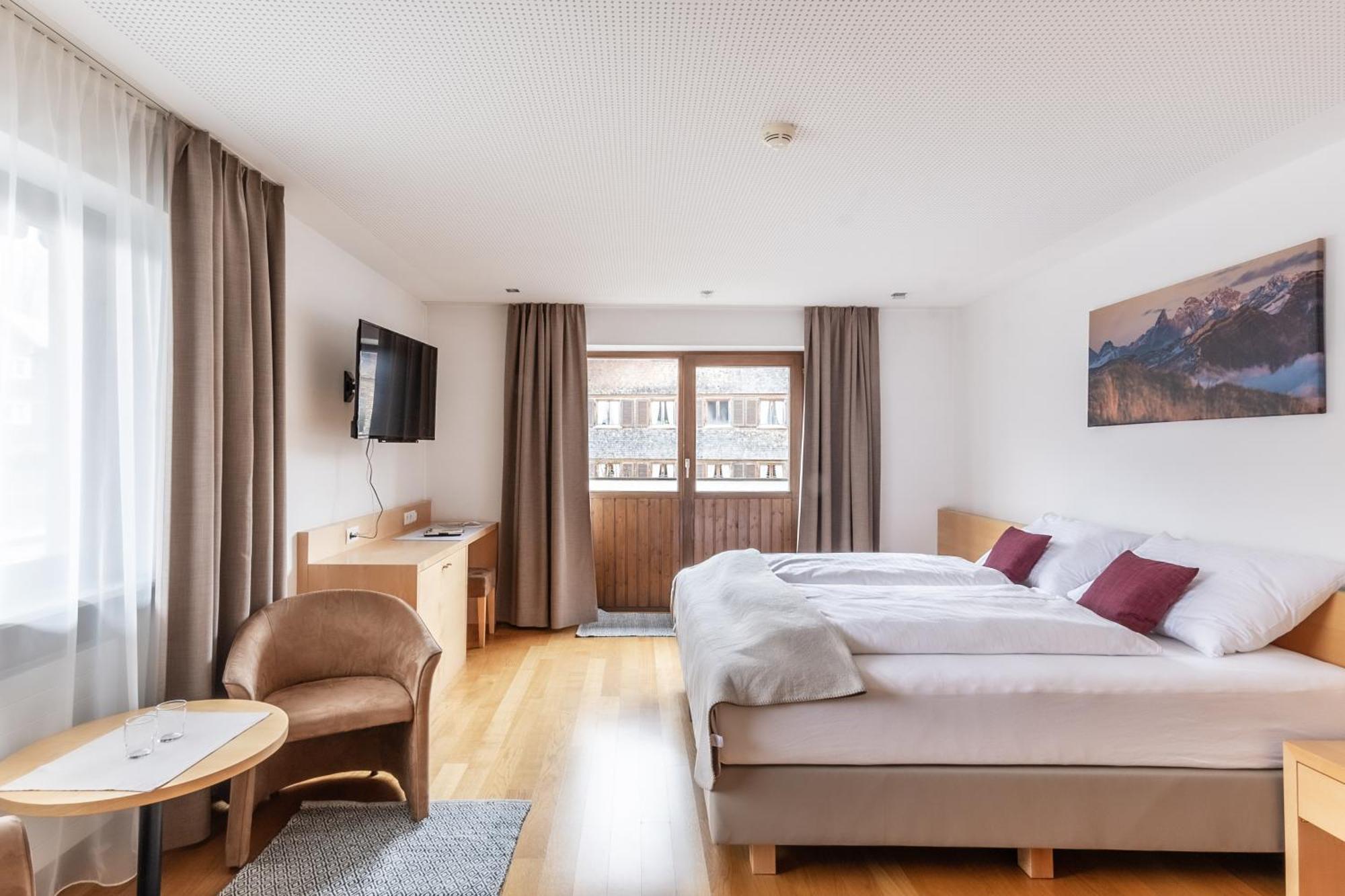 Hotel Loewen Lingenau Exteriör bild