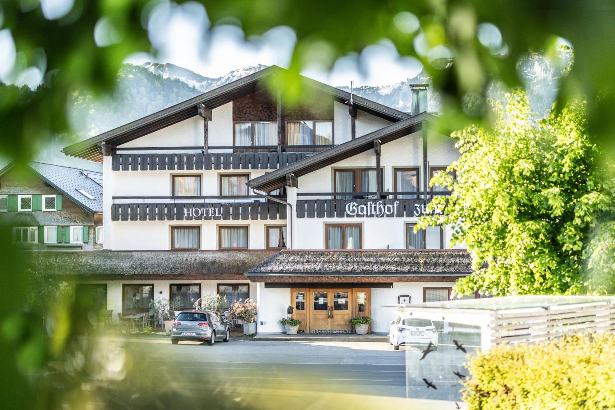 Hotel Loewen Lingenau Exteriör bild